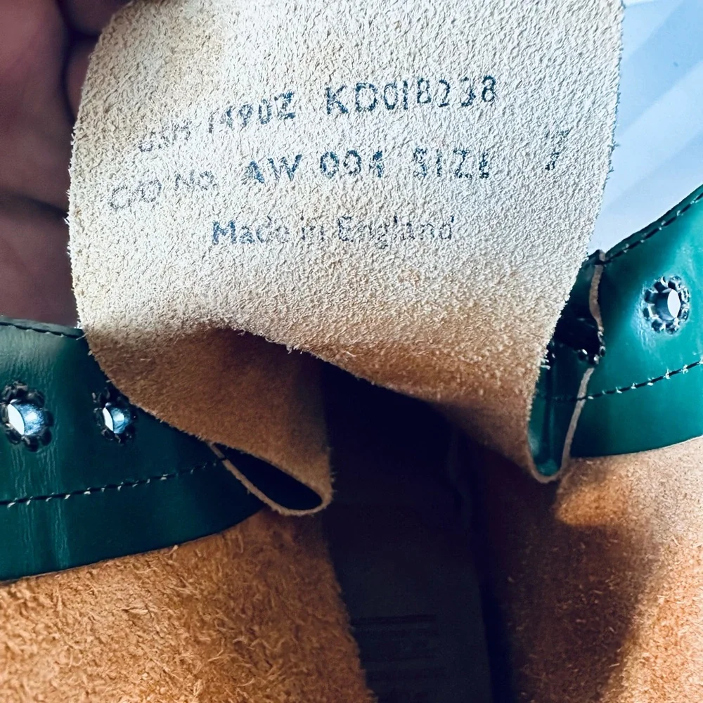 Dr Martens RARE Vintage green 10-eye 1490 Boots - England - Bouncing Soles
